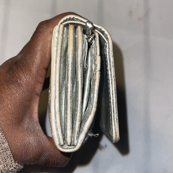 Authentic ANTEPRIMA Compact Wallet Leather Champagne EUC with box & dustbag - Picture 7 of 11